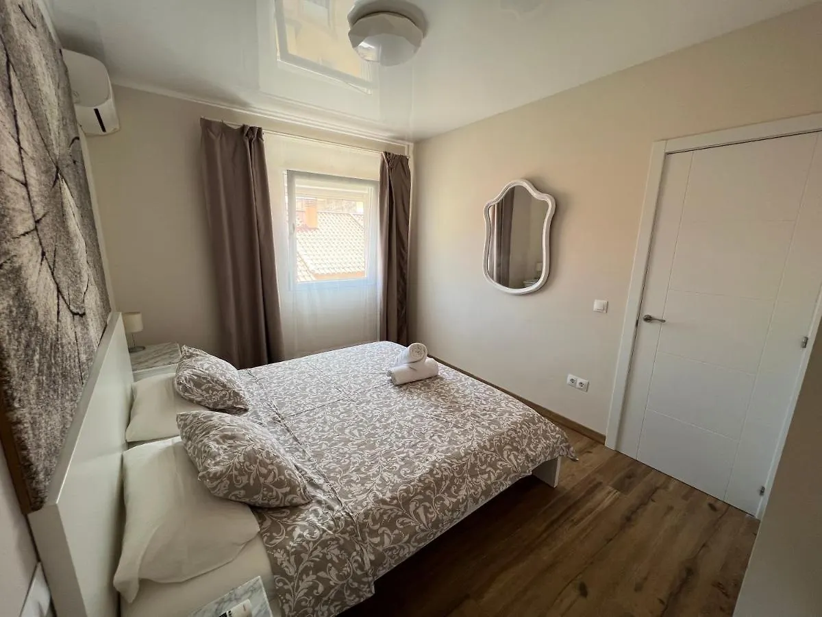 Genuar Apartments Malaga Center. Free Parking