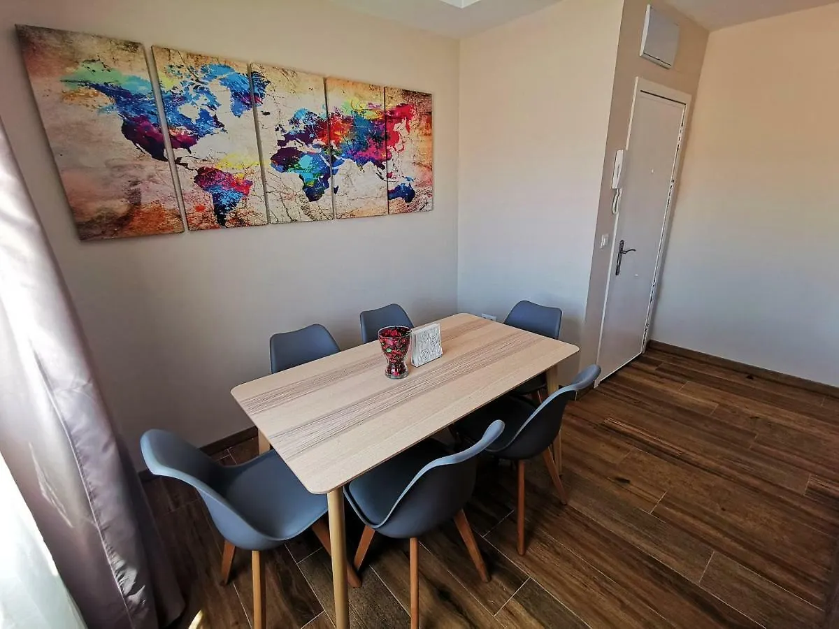 Genuar Apartments Malaga Center. Free Parking Spanien